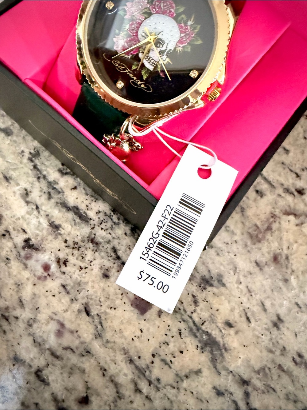 Ed Hardy Green Leather Strap Gold-Tone Skull Watch - Picture 3 of 4